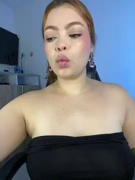 Snapshot of Liza_1 chatting on November 15, 3:08 pm Liza 1 online show from November 15, 3:08 pm