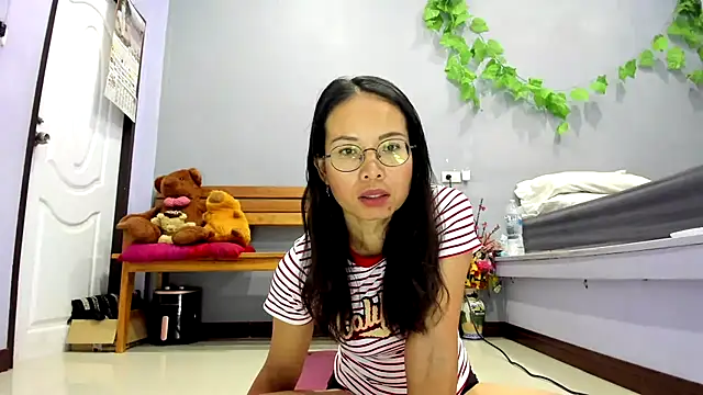 Snapshot of loveley_jenny chatting on September 21, 2:02 am loveley jenny online show from September 21, 2:02 am