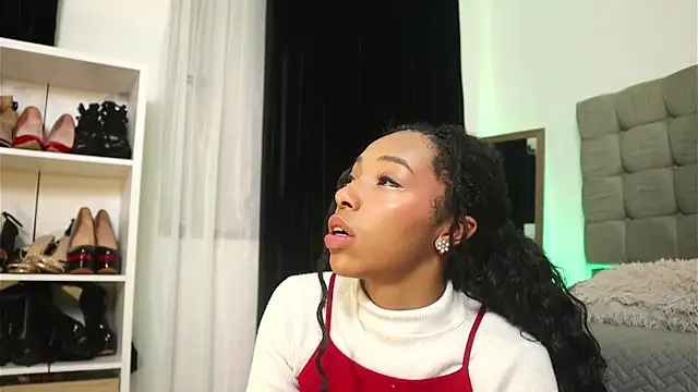 Snapshot of Valeriestyle chatting on January 31, 7:29 am Valeriestyle online show from January 31, 7:29 am