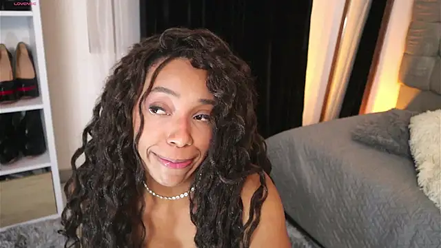 Snapshot of Valeriestyle chatting on March 6, 10:09 am Valeriestyle online show from March 6, 10:09 am