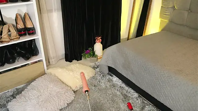 Snapshot of Valeriestyle chatting on March 10, 9:53 am Valeriestyle online show from March 10, 9:53 am