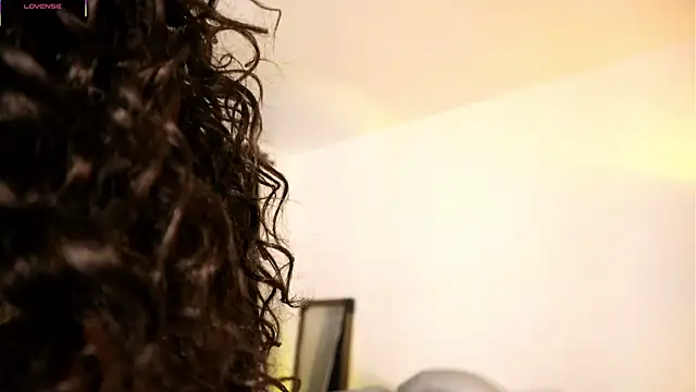 Snapshot of Valeriestyle chatting on September 12, 4:01 am Valeriestyle online show from September 12, 4:01 am