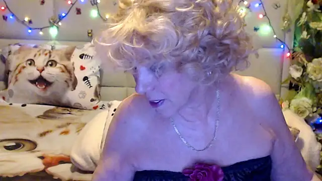 HappyWomanOn online show from April 2, 6:44 am