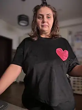 AnneKane online show from December 5, 10:01 pm