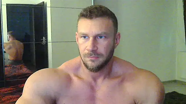 Snapshot of muscularkevin chatting on December 14, 1:27 pm muscularkevin online show from December 14, 1:27 pm