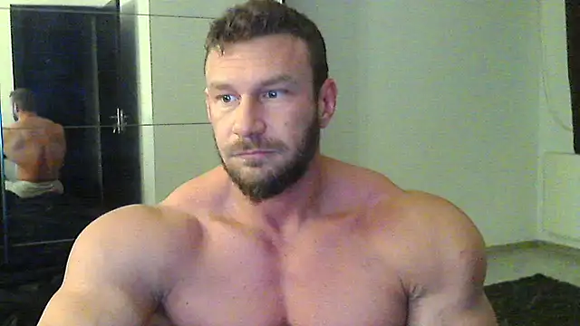 Snapshot of muscularkevin chatting on March 9, 4:49 am muscularkevin online show from March 9, 4:49 am