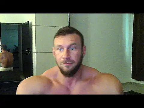 Snapshot of muscularkevin chatting on October 5, 1:53 pm muscularkevin online show from October 5, 1:53 pm