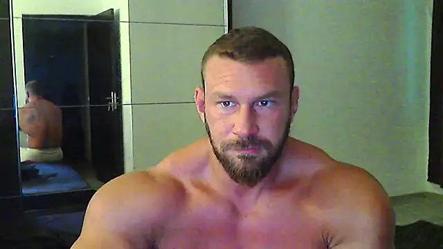 Snapshot of muscularkevin chatting on July 14, 3:22 am muscularkevin online show from July 14, 3:22 am