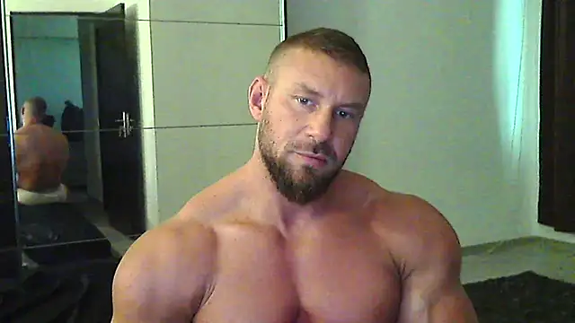 Snapshot of muscularkevin chatting on August 9, 1:16 pm muscularkevin online show from August 9, 1:16 pm