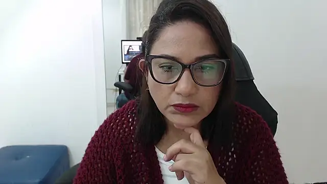 Katha Marck online show from February 19, 12:45 pm