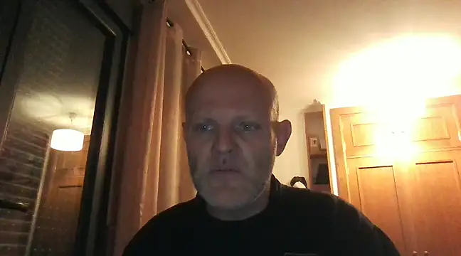 davigochi77bcn online show from December 16, 7:00 pm