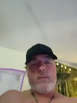 Hotredheadandtoungelasher online show from December 14, 10:02 am