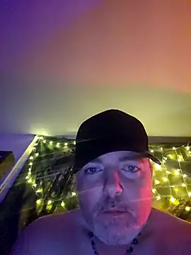 Hotredheadandtoungelasher online show from December 19, 10:02 am