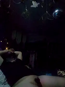 Hotredheadandtoungelasher online show from October 23, 8:57 am