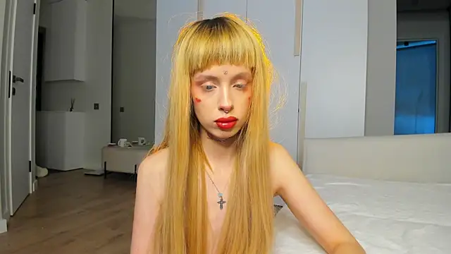 FlowerOfSin2001 online show from June 2, 11:23 am