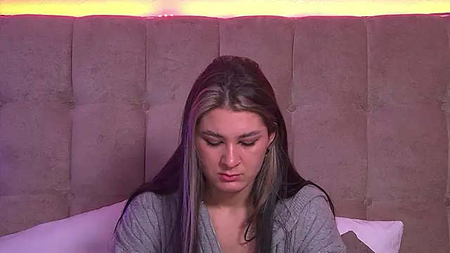 Snapshot of RachelSimpson chatting on January 31, 4:03 am RachelSimpson online show from January 31, 4:03 am