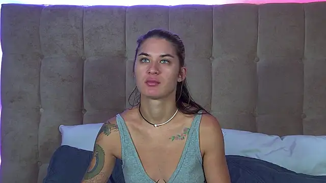 Snapshot of RachelSimpson chatting on September 22, 6:26 am RachelSimpson online show from September 22, 6:26 am