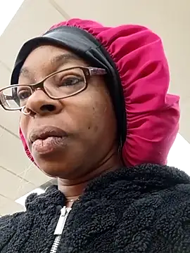 Jasmine FullsShine online show from April 19, 1:32 pm