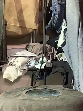 raphadoors19 online show from December 21, 12:01 pm