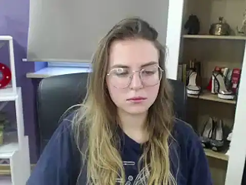 Snapshot of Zoey_Erotic chatting on January 2, 8:39 am Zoey Erotic online show from January 2, 8:39 am