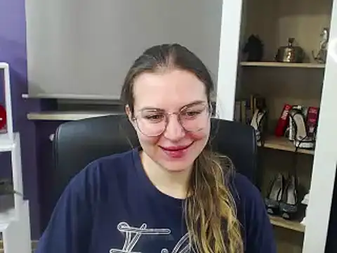 Snapshot of Zoey_Erotic chatting on January 3, 5:28 am Zoey Erotic online show from January 3, 5:28 am