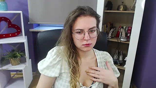 Snapshot of Zoey_Erotic chatting on January 8, 8:49 am Zoey Erotic online show from January 8, 8:49 am