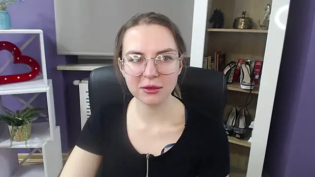 Snapshot of Zoey_Erotic chatting on January 14, 5:40 am Zoey Erotic online show from January 14, 5:40 am