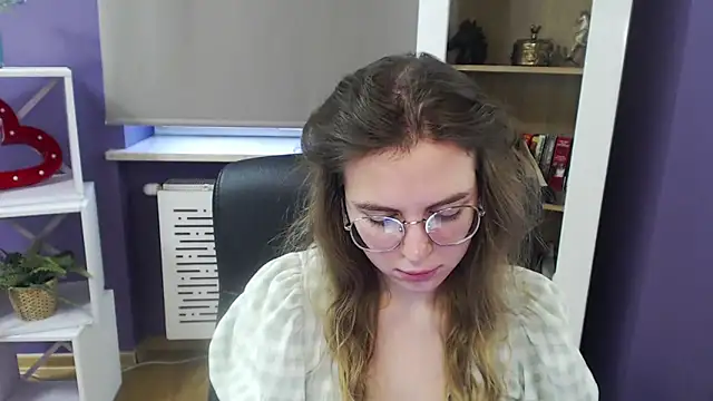 Snapshot of Zoey_Erotic chatting on January 17, 9:28 am Zoey Erotic online show from January 17, 9:28 am