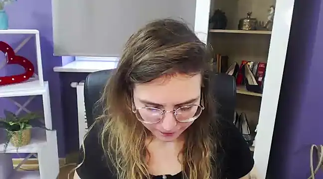 Snapshot of Zoey_Erotic chatting on January 20, 11:35 am Zoey Erotic online show from January 20, 11:35 am