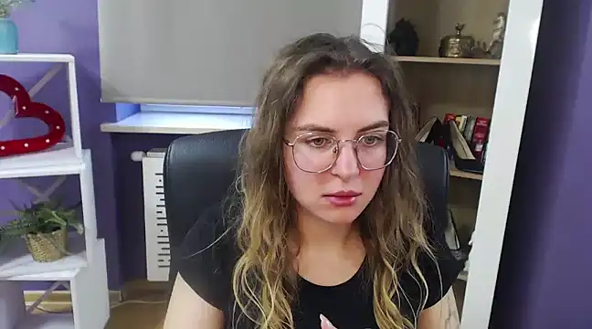 Snapshot of Zoey_Erotic chatting on January 21, 8:41 am Zoey Erotic online show from January 21, 8:41 am