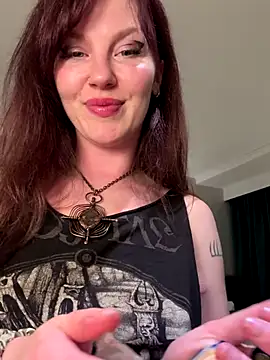 Snapshot of courtneyoccult chatting on September 25, 8:07 am courtneyoccult online show from September 25, 8:07 am