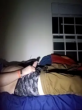 Snapshot of 29liquid1989 chatting on April 13, 1:22 am 29liquid1989 online show from April 13, 1:22 am