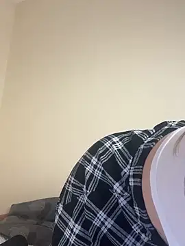 Ema X Love online show from March 15, 10:38 pm