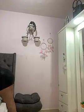 Snapshot of Kataliina chatting on March 2, 9:22 pm Kataliina online show from March 2, 9:22 pm