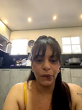 Snapshot of Kataliina chatting on September 8, 9:36 pm Kataliina online show from September 8, 9:36 pm