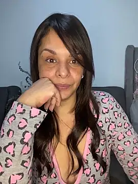 Snapshot of Kataliina chatting on October 10, 3:55 pm Kataliina online show from October 10, 3:55 pm