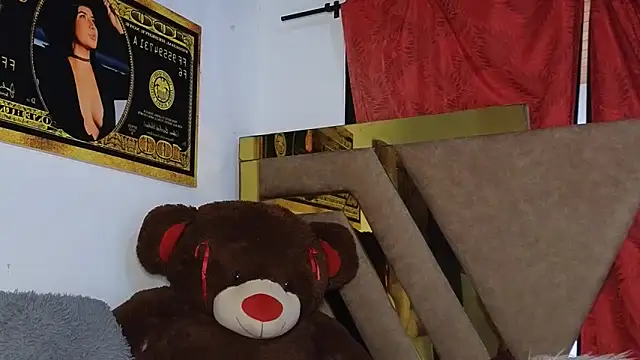 GiselReyes online show from April 21, 8:55 pm