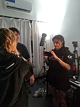 Elnonoykeila77 online show from September 17, 11:39 pm