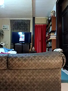 Snapshot of dutra498 chatting on February 27, 3:50 am dutra498 online show from February 27, 3:50 am