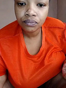 iamSunflower900 online show from April 16, 7:53 am