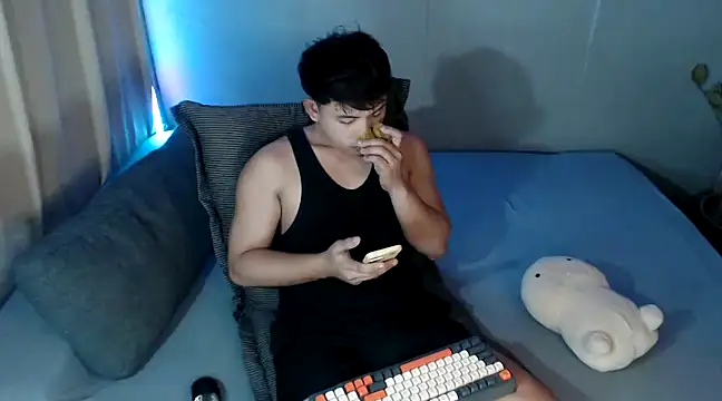 princeJayX online show from December 28, 5:55 am