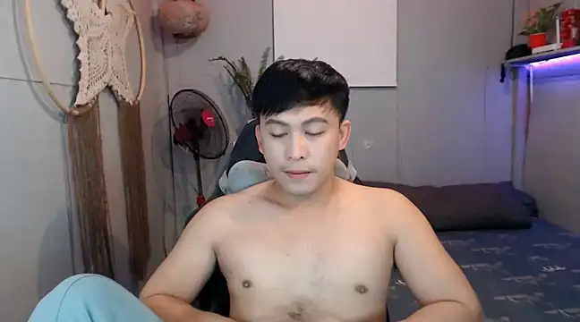 princeJayX online show from February 26, 5:42 am