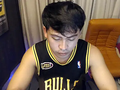 princeJayX online show from April 9, 2:33 am