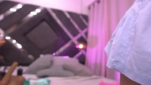 violeta aroca online show from November 1, 3:08 am