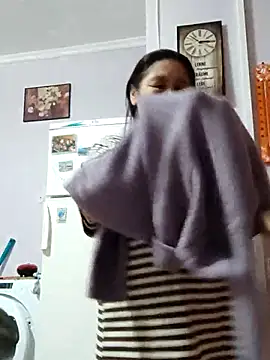 Snapshot of Zulfiya_Bruce chatting on October 20, 4:29 pm Zulfiya Bruce online show from October 20, 4:29 pm