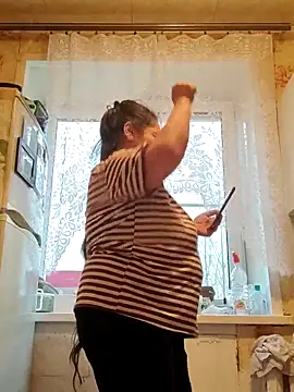 Zulfiya Bruce online show from April 13, 3:06 pm