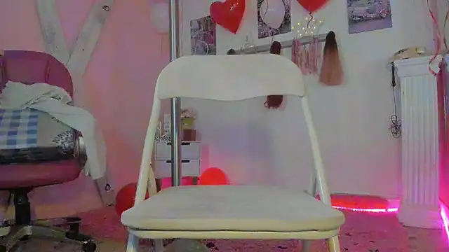Snapshot of CAMILA--REY chatting on February 16, 3:16 pm CAMILA--REY online show from February 16, 3:16 pm