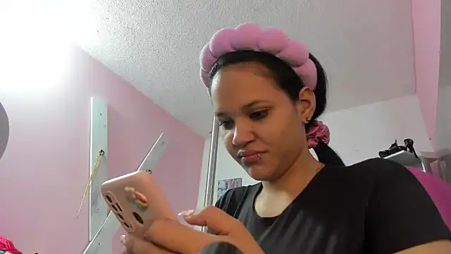 CAMILA--REY online show from December 4, 11:52 am