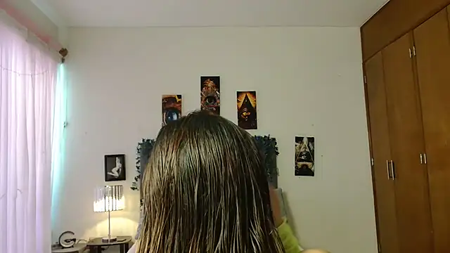 3littleschoolteens online show from November 10, 7:46 pm