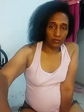 Snapshot of Aishamara chatting on January 9, 4:37 am Aishamara online show from January 9, 4:37 am